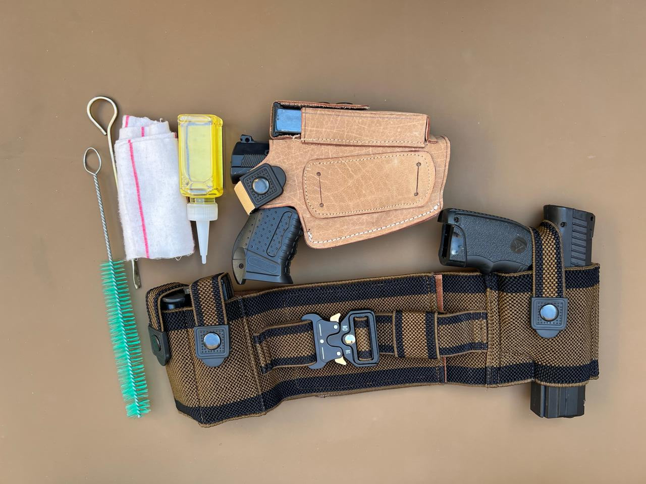 Premium Leather Pistol Belt Set – Securely Holds 1 Pistol, 2 Magazines & License | Includes Leather Holster, Mag Cover & Cleaning Kit