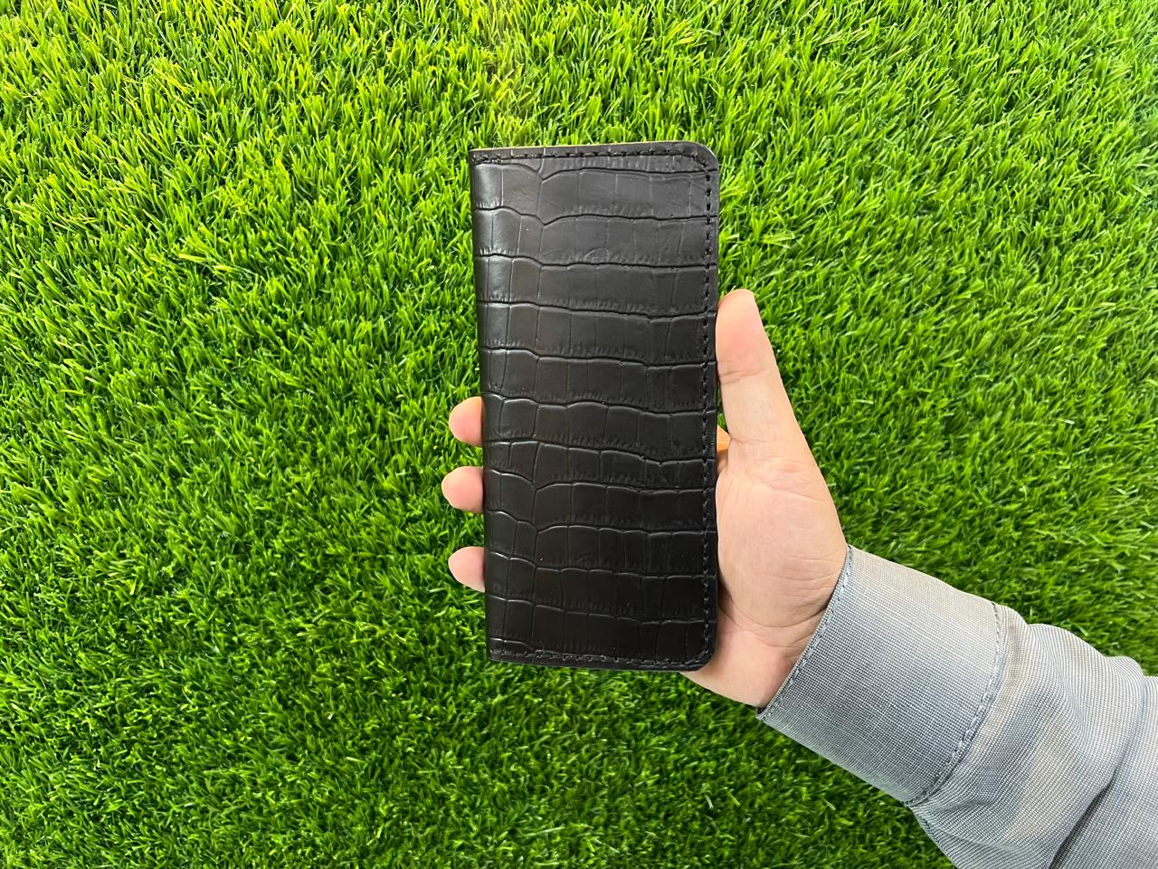 Elegant Long Wallet for Men – Genuine Leather, Stylish & Spacious