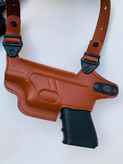 Glock 17/19 Leather Shoulder Holster with Dual Magazine Pouches