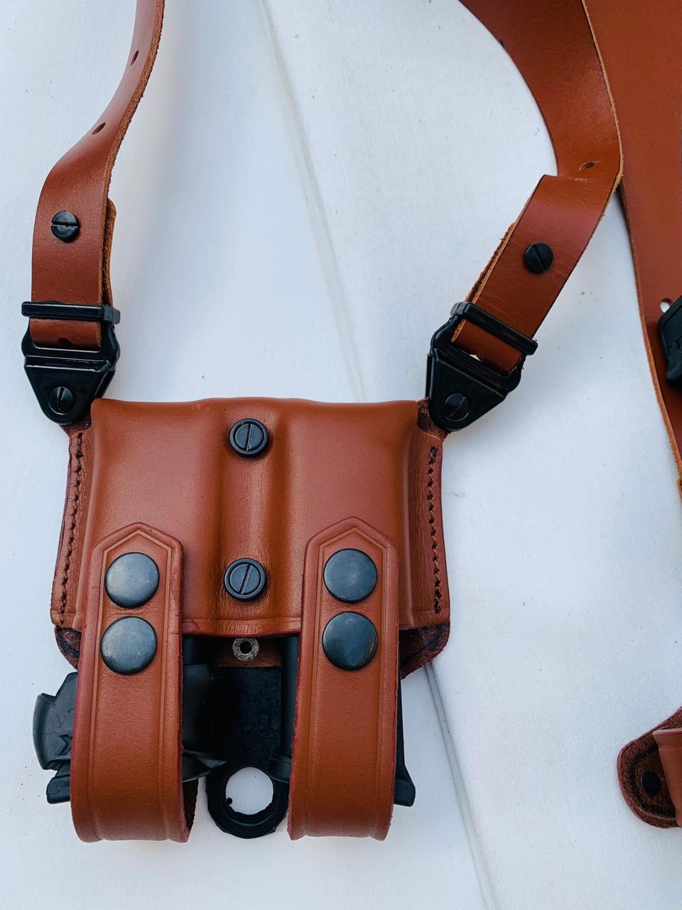 Glock 17/19 Leather Shoulder Holster with Dual Magazine Pouches