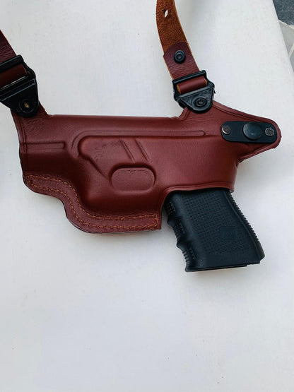 Glock 17/19 Leather Shoulder Holster with Dual Magazine Pouches